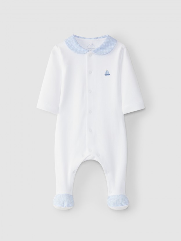 Babygrow round neckline with embroidery