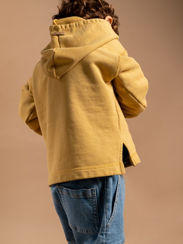 Sweatshirt com capuz e bolso em bombazine Sweatshirt com capuz e bolso em bombazine