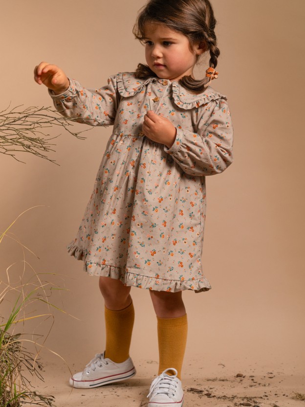Robe en velours micro-côtelé à fleurs Robe en velours micro-côtelé à fleurs