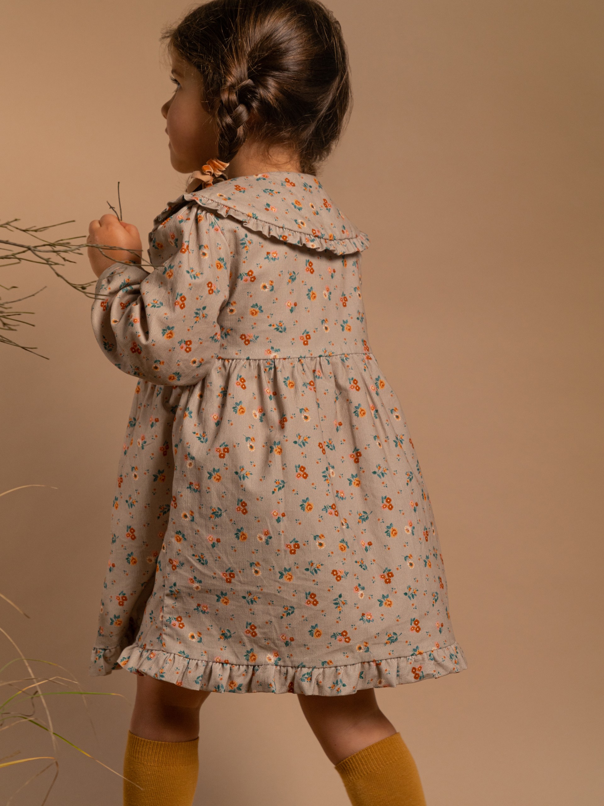 Robe en velours micro-côtelé à fleurs
