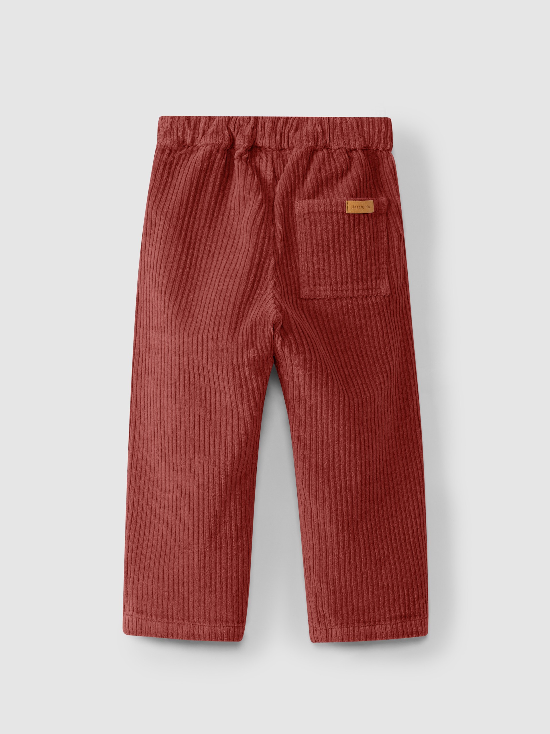 Wide wale corduroy pants with pockets.
