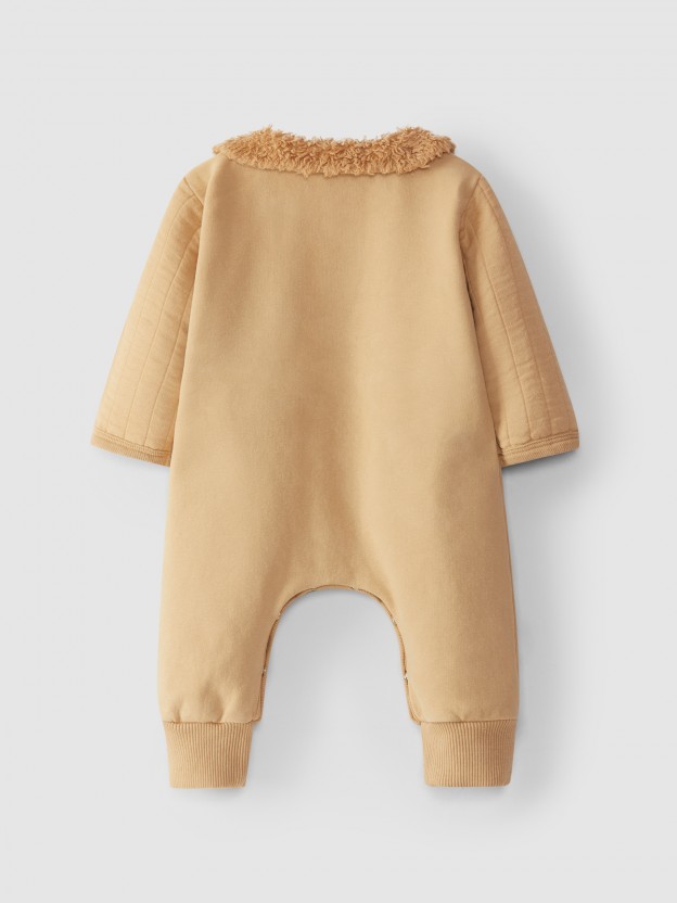 Ensemble avec col en fourrure Ensemble avec col en fourrure