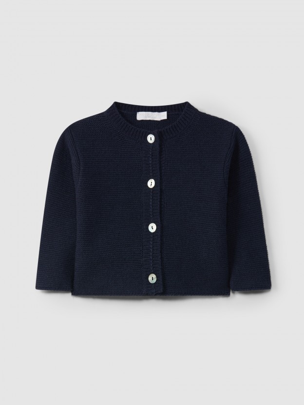 Knitted cardigan with round collar Knitted cardigan with round collar