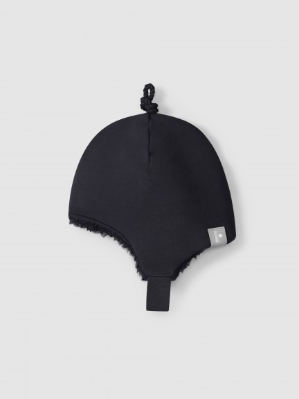 Beanie in plush with knot Beanie in plush with knot