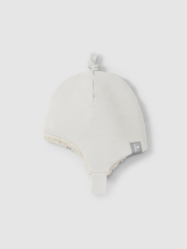 Bonnet en peluche avec nœud Bonnet en peluche avec nœud