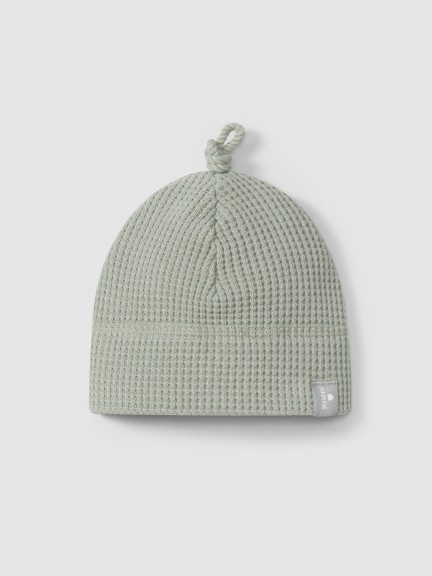 Bonnet maille gaufrée avec nœud Bonnet maille gaufrée avec nœud