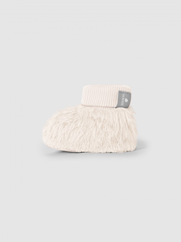 Booties in organic cotton fur Booties in organic cotton fur