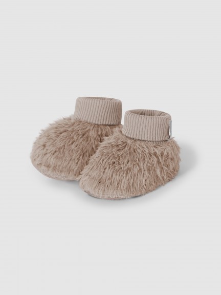 Booties in organic cotton fur Booties in organic cotton fur