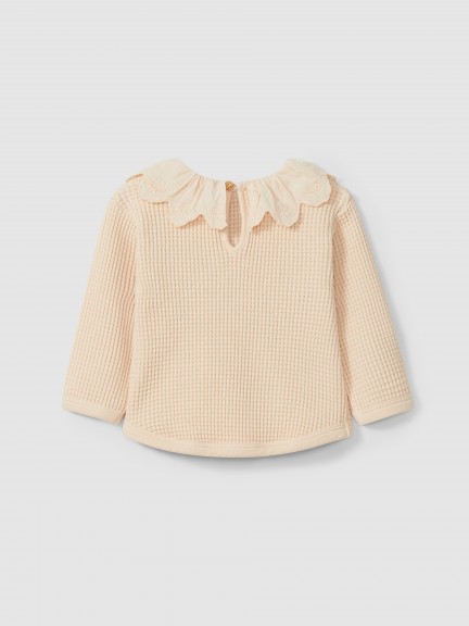 Waffle weave sweater with ruffled collar Waffle weave sweater with ruffled collar