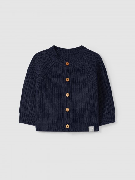 Knitted cardigan with a round neckline Knitted cardigan with a round neckline