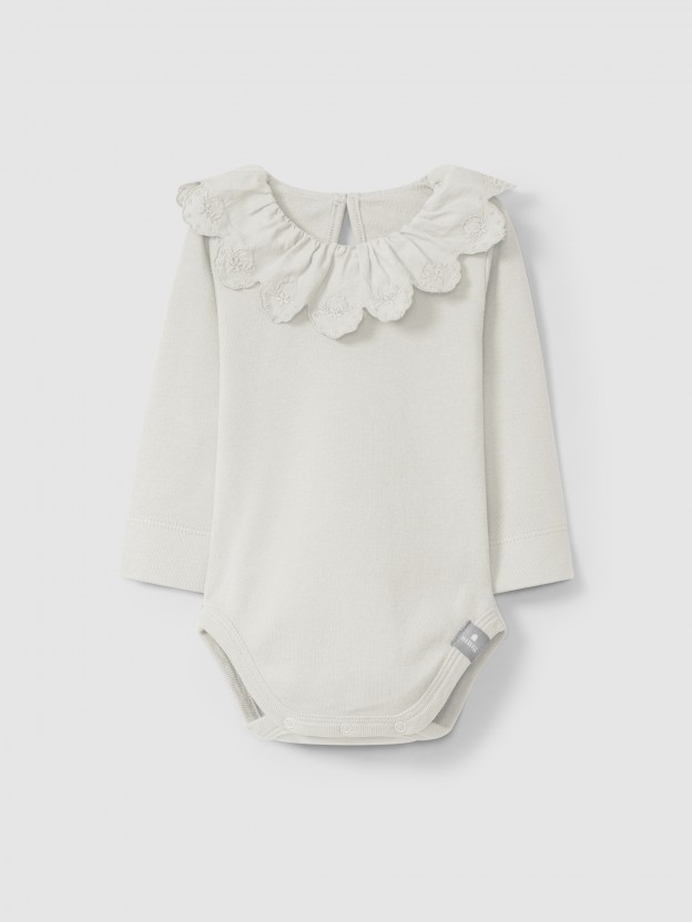 Body gola de folho bordado inglês Body gola de folho bordado inglês