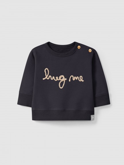 Sweat « hug me » Sweat « hug me »