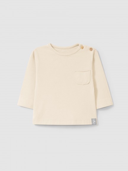 Longsleeve with pocket Longsleeve with pocket