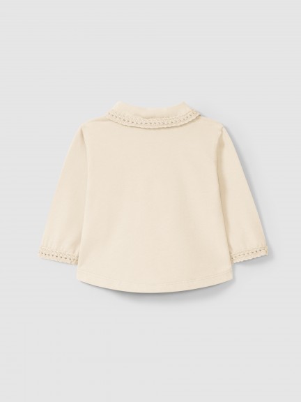 Longsleeve with lace detail Longsleeve with lace detail