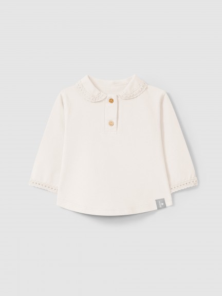 Longsleeve with lace detail Longsleeve with lace detail