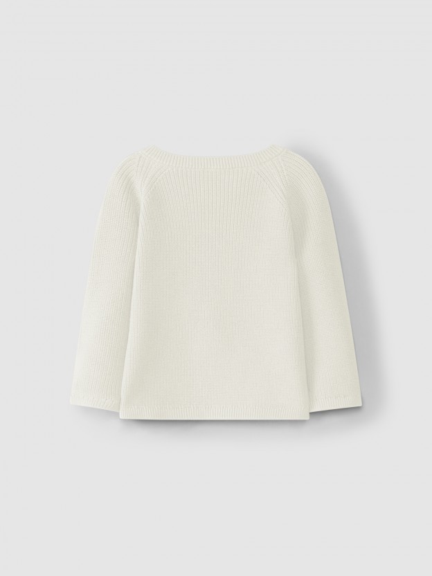 Knitted cardigan pearl stitch