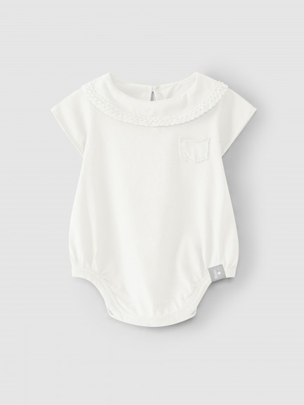 Bodysuit collar in crochet lace Bodysuit collar in crochet lace