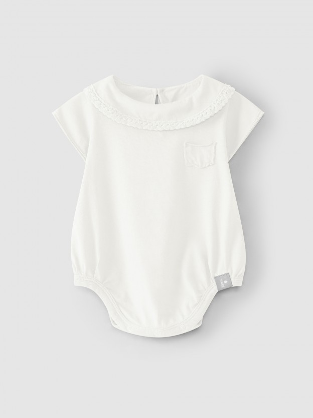 Body col en dentelle en crochet Body col en dentelle en crochet
