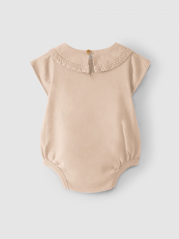 Body col en dentelle en crochet