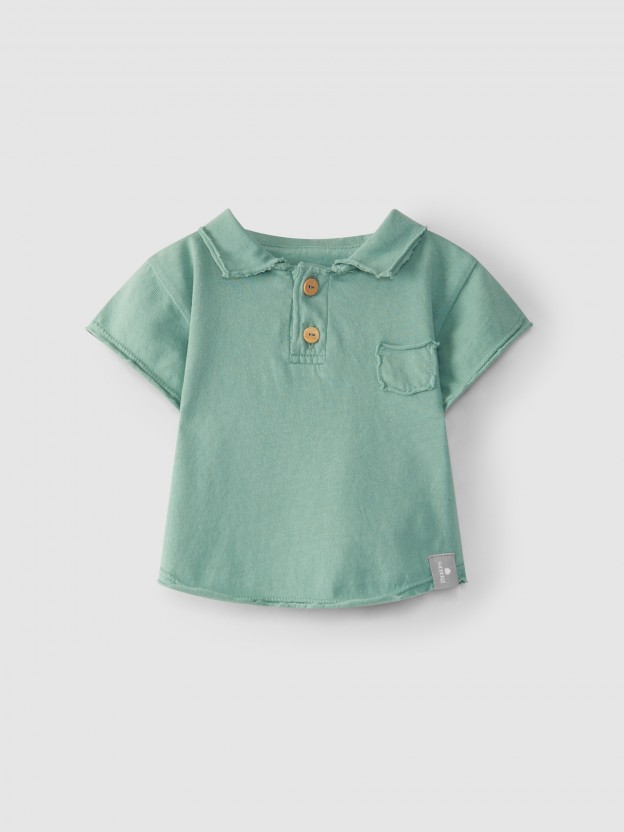 Polo liso con bolsillo