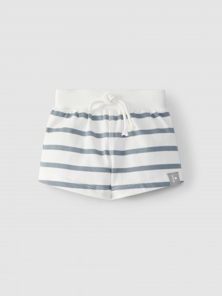 Pull-up shorts with stripes