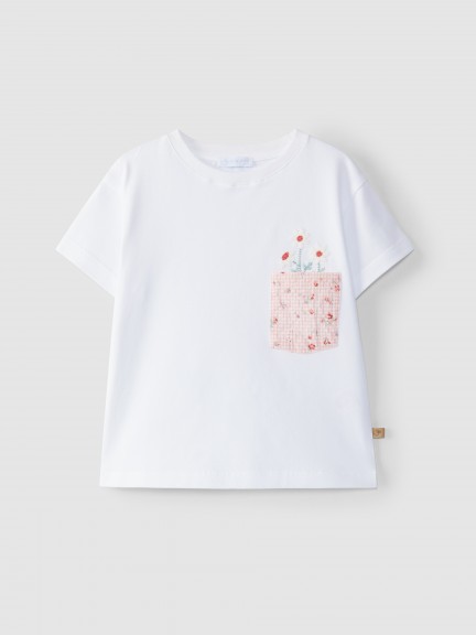 T-shirt with pockets and embroidered flowers