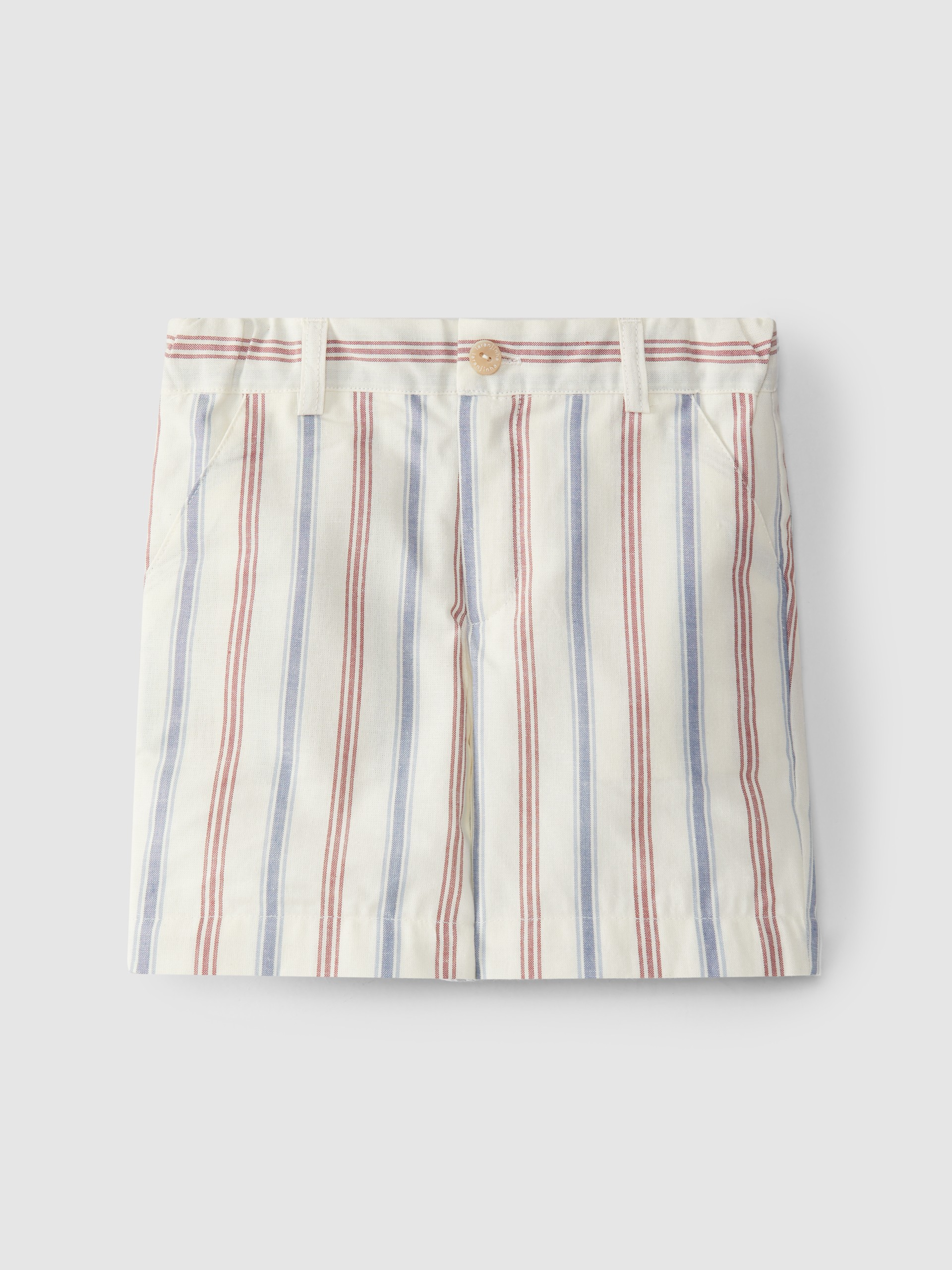 Pantalón corto a rayas