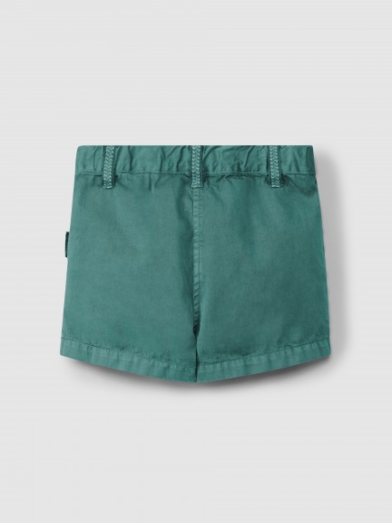 Pantalón corto de sarga con bolsillos Pantalón corto de sarga con bolsillos