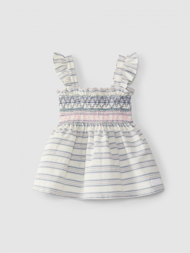 Blusa a rayas con smocks Blusa a rayas con smocks