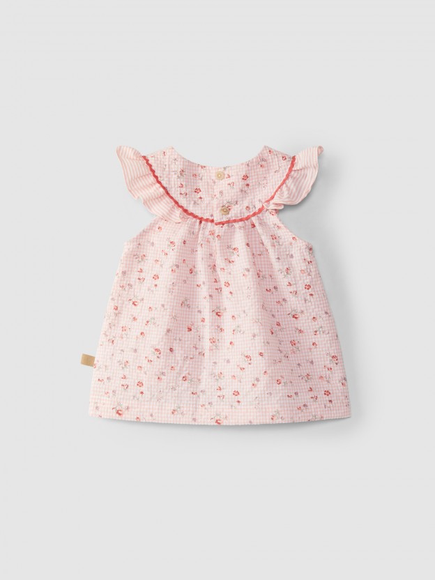 Vestido de cuadros vichy con flores
