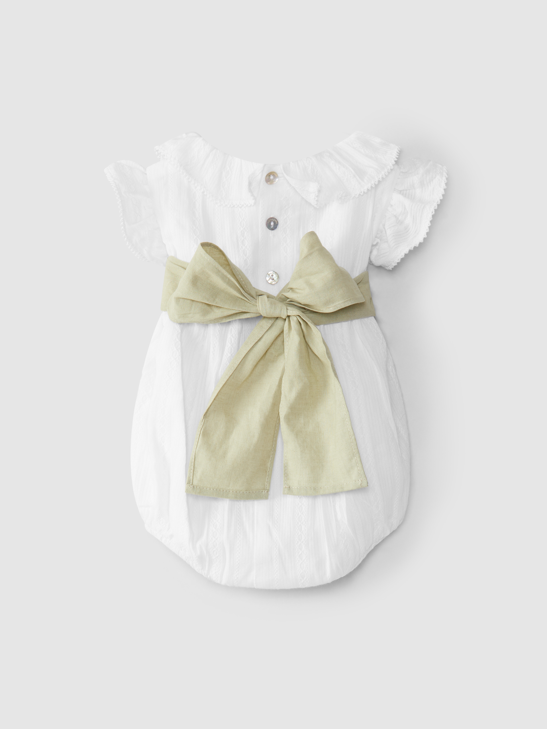 Shortie in embroidered fabric with sash