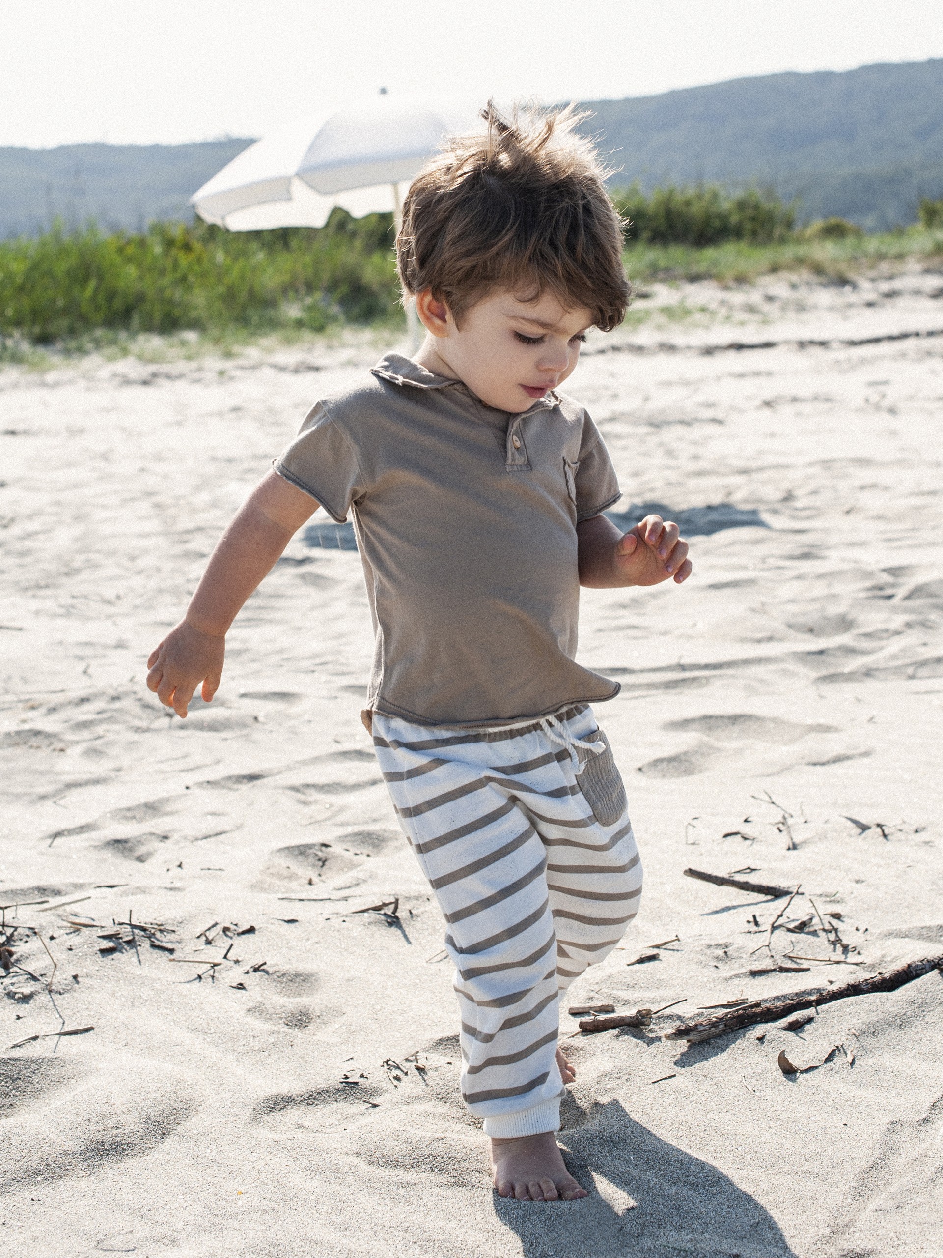 Pull-up pants with stripes