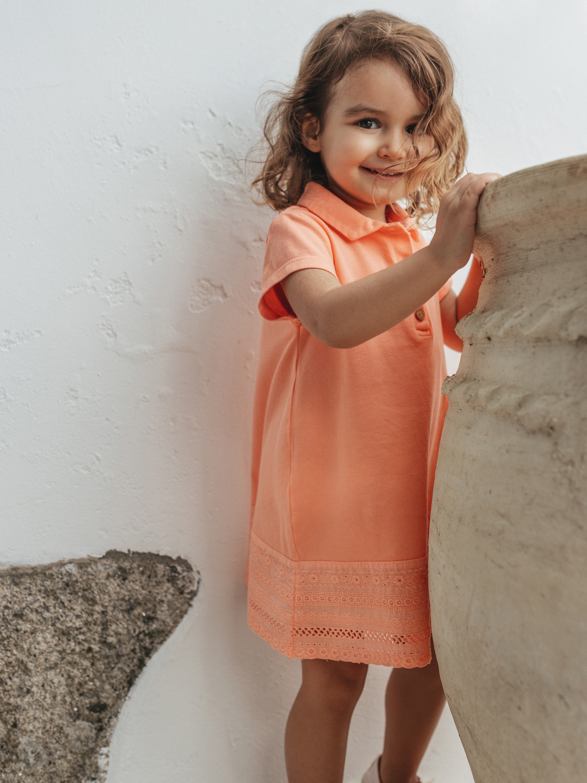Vestido piqué e bordado inglês