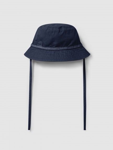 Reversible hat with decorative ribbon Reversible hat with decorative ribbon