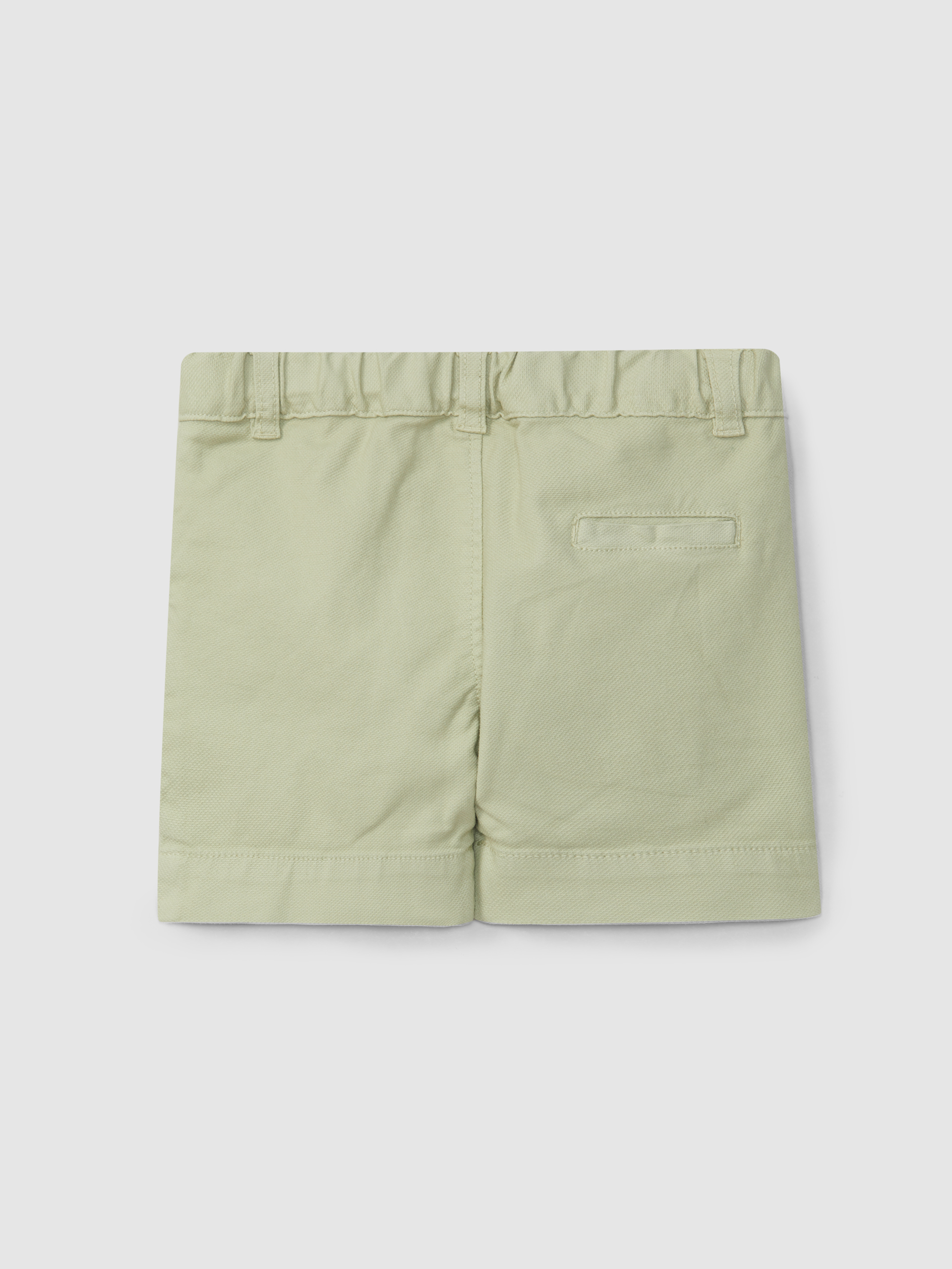 Canvas shorts with three pockets