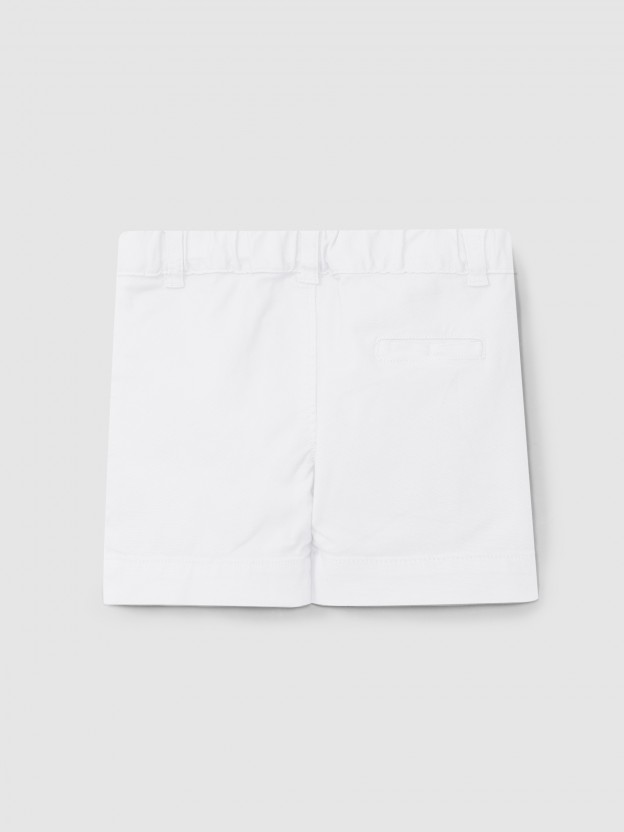 Canvas shorts with three pockets Canvas shorts with three pockets