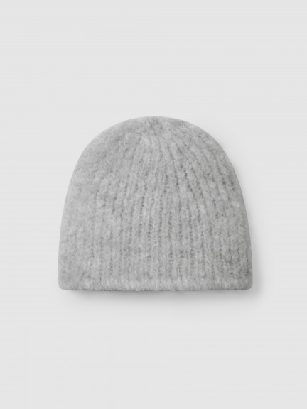 Seamless knitted beanie Seamless knitted beanie