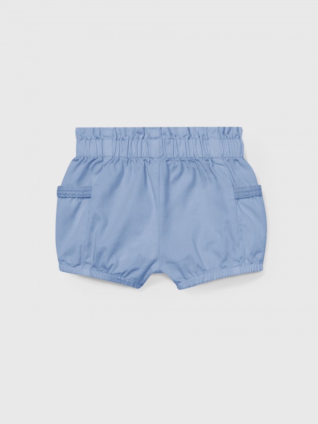 Pantalón corto pull-up sarga con bolsillos laterales Pantalón corto pull-up sarga con bolsillos laterales