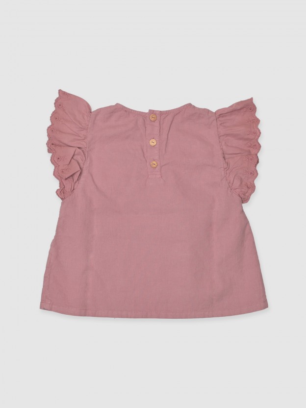 Blusa com mangas de folho bordado inglês Blusa com mangas de folho bordado inglês