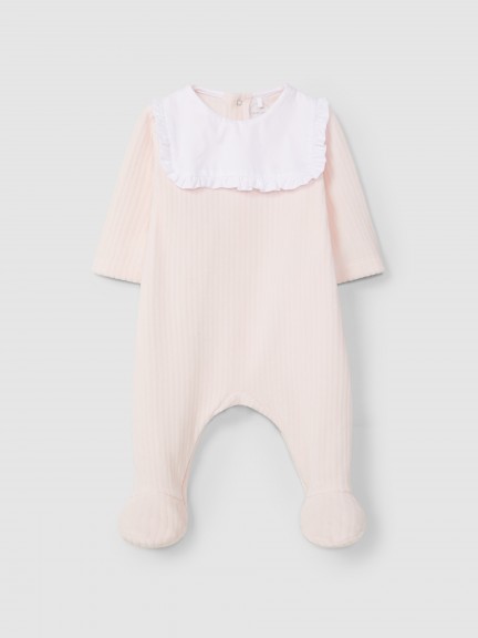 Babygrow in velvet with ruffled detail Babygrow in velvet with ruffled detail