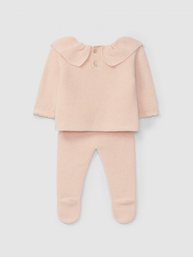 Ensemble deux pi�ces tricot� avec col � volant