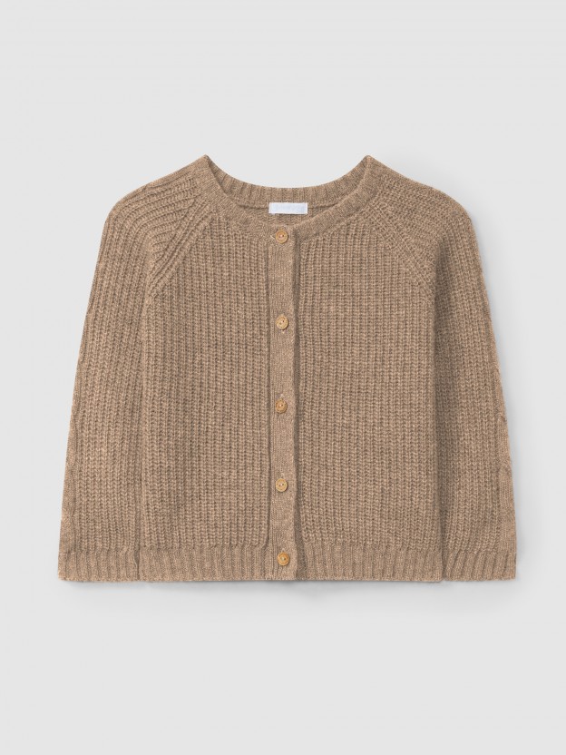 Gilet tricot� avec d�tail de tresse