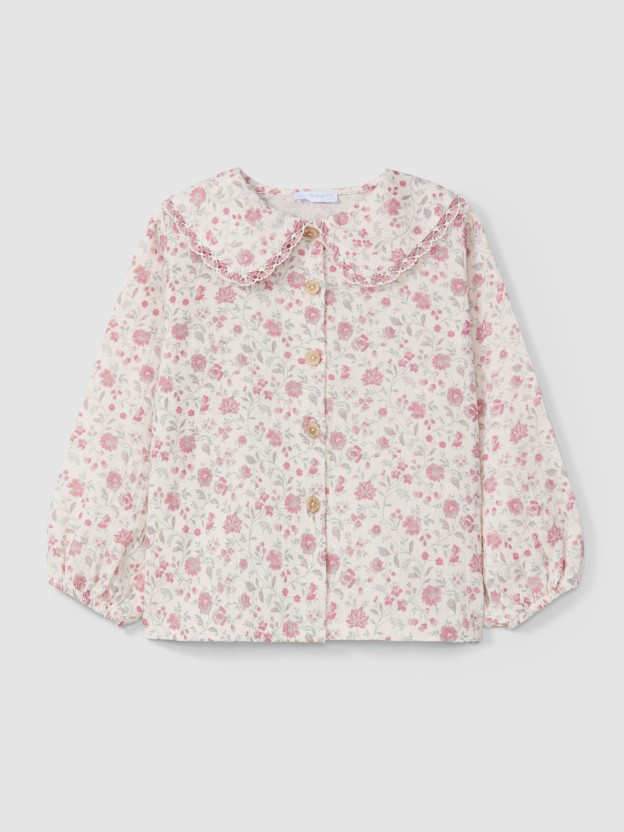 Blouse in organic gauze with delicate lace detail Blouse in organic gauze with delicate lace detail