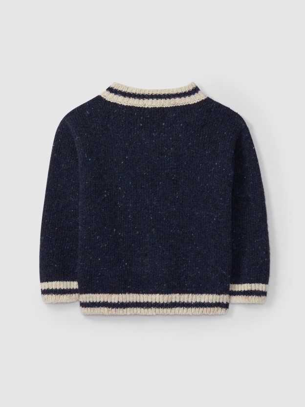 V-neck knitted jumper striped detail V-neck knitted jumper striped detail