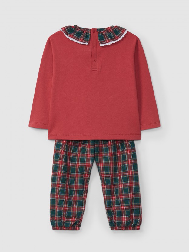 Pijama xadrez com gola de folho Pijama xadrez com gola de folho