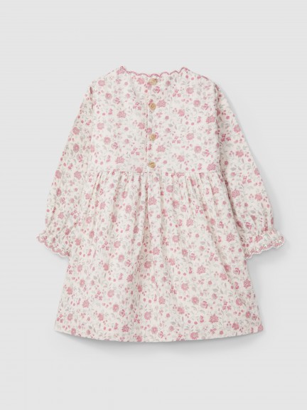 Floral dress with delicate lace detail Floral dress with delicate lace detail