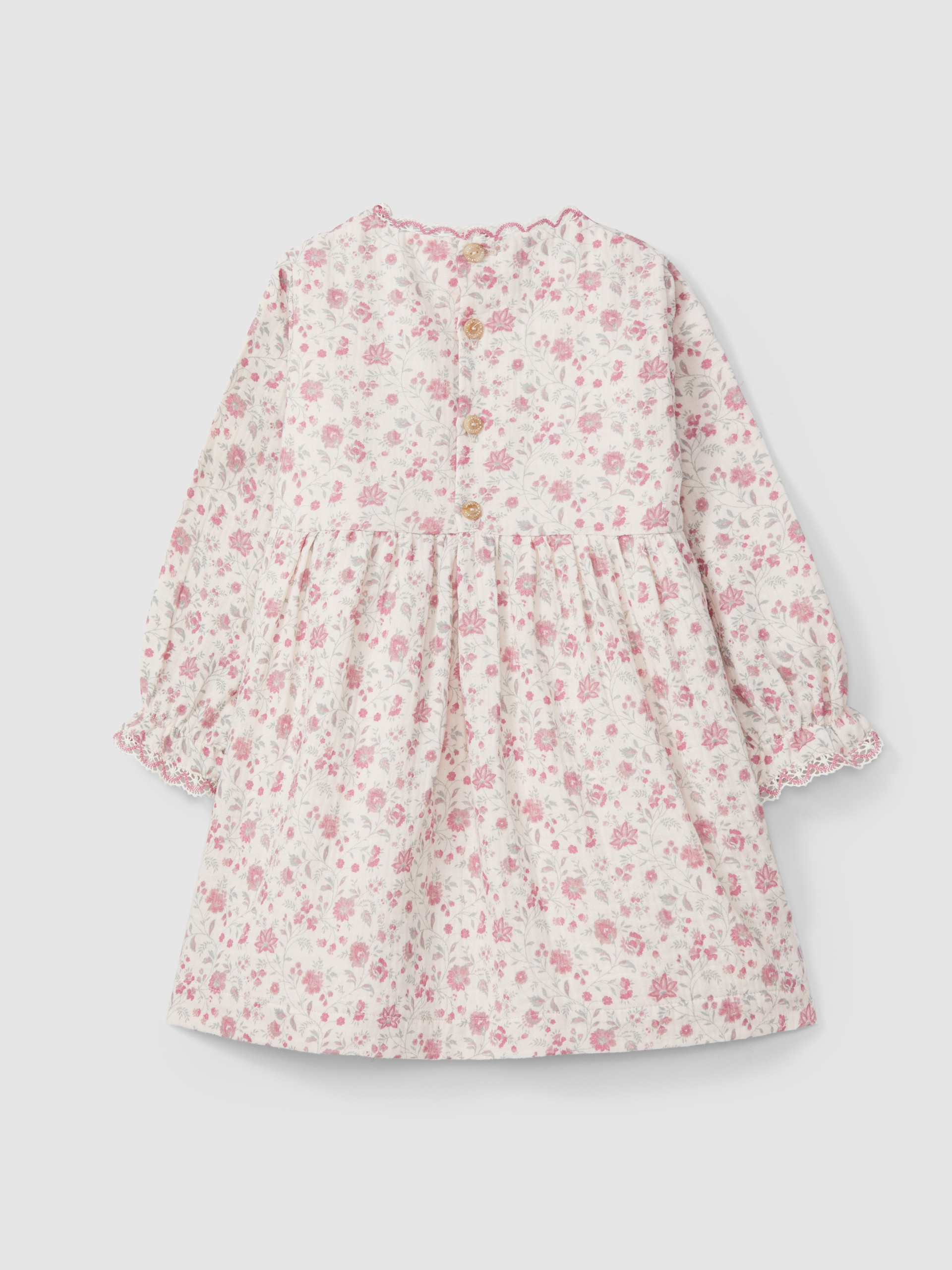 Vestido de flores con detalle de delicado encaje