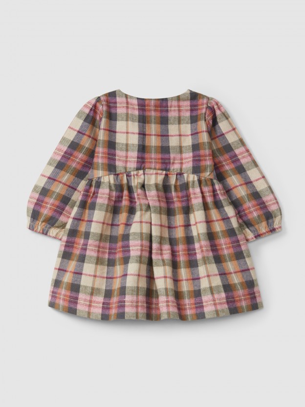 Robe à carreaux avec détail de dentelle Robe à carreaux avec détail de dentelle