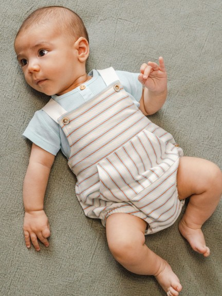Shortie in multi-coloured striped plush Shortie in multi-coloured striped plush