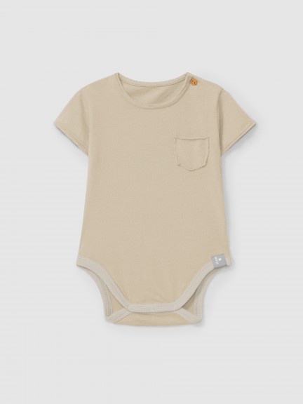 Plain bodysuit without collar